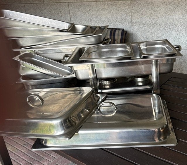 Chafing dishes en gastronormbakken - RVS buffet warmhouders, Ophalen, Overige typen, Zilver, Zo goed als nieuw