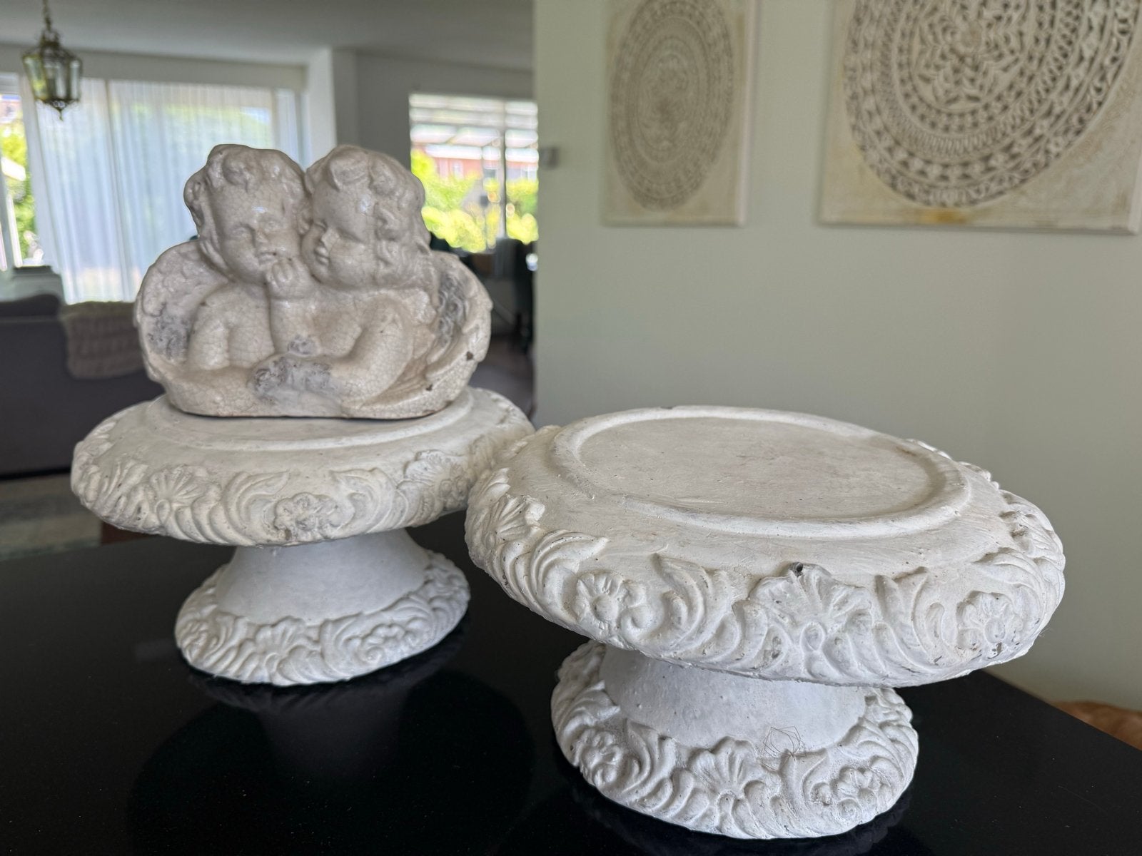 Decoratieve engelenbeeldjes en 2 aparte zware sokkels, Ophalen