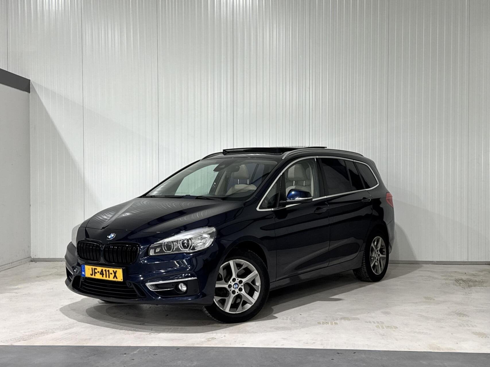 BMW 2-serie Gran Tourer 220i M Sport 7p|PANO|TREKHAAK|LEDER, 1998 cc, Gebruikt, Euro 6, Blauw