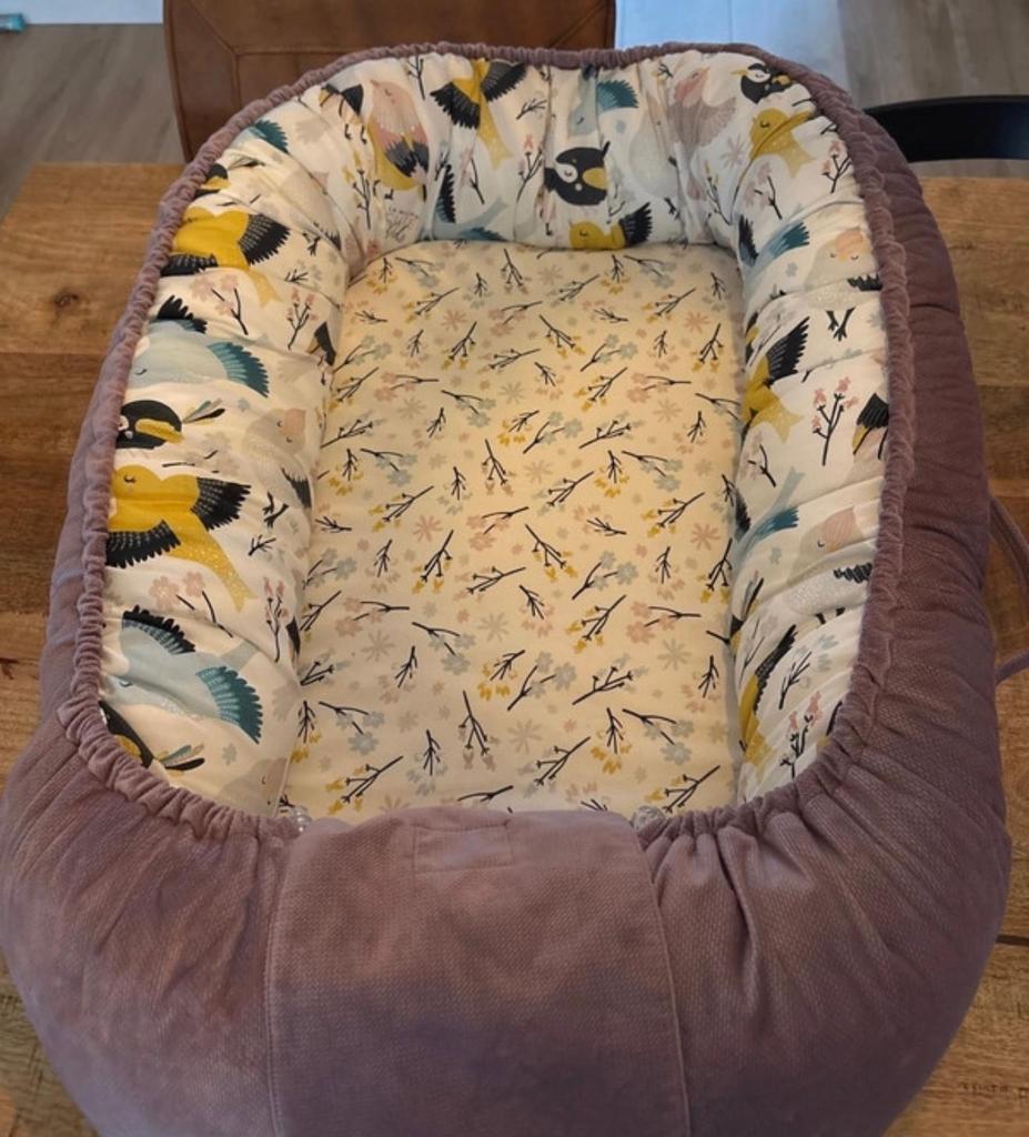 Babynestje La Millou met vogelprint - Zo goed als nieuw, Ophalen, Zo goed als nieuw, Overige typen