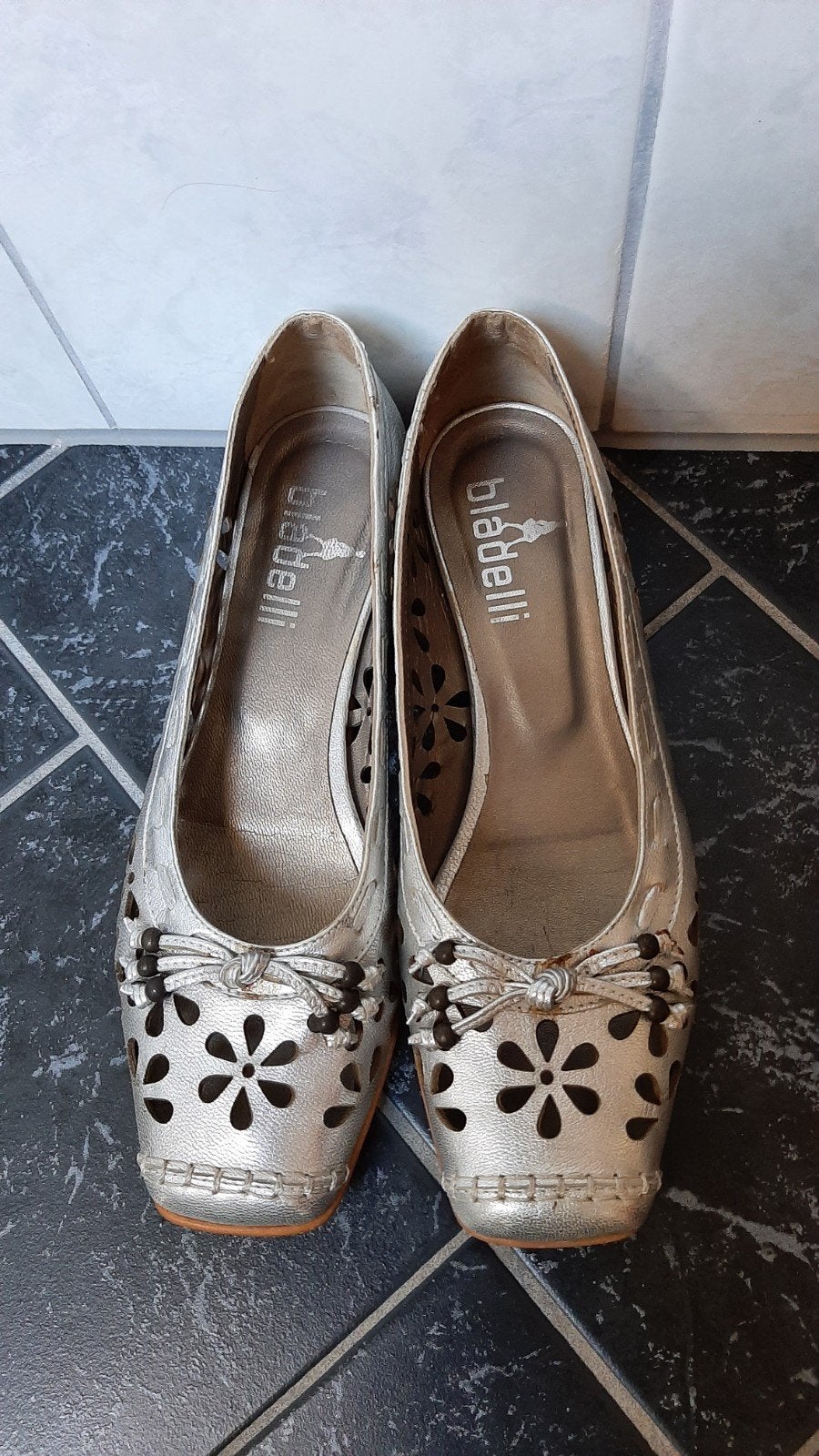 ZGAN ZILVERKLEURIGE LEREN BLADELLI BALLERINA'S INSTAPPERS 39, Bladelli, Zo goed als nieuw, Grijs, Ballerina's