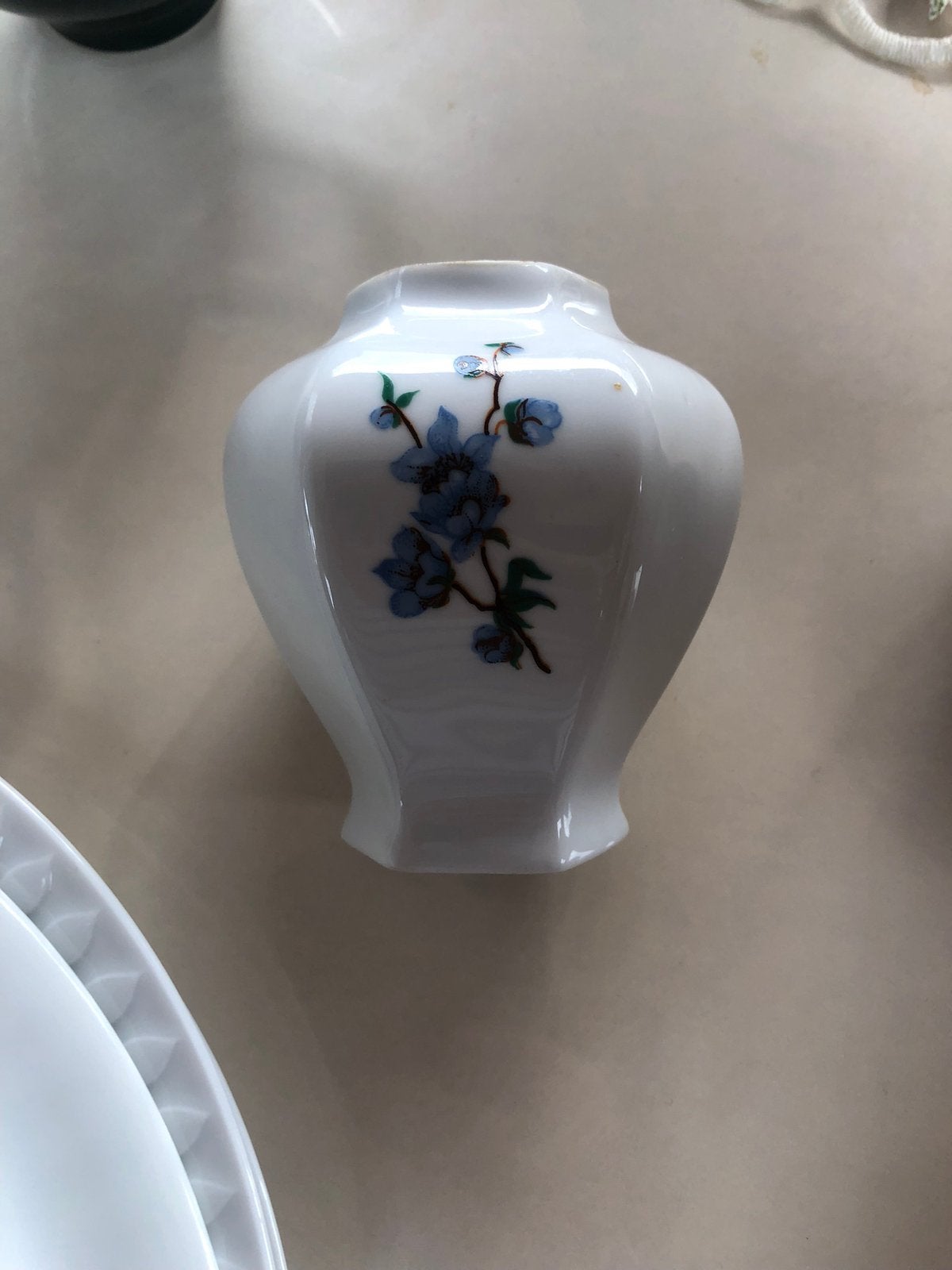 Leuk klein vaasje van Herend, Antiek en Kunst, Ophalen of Verzenden