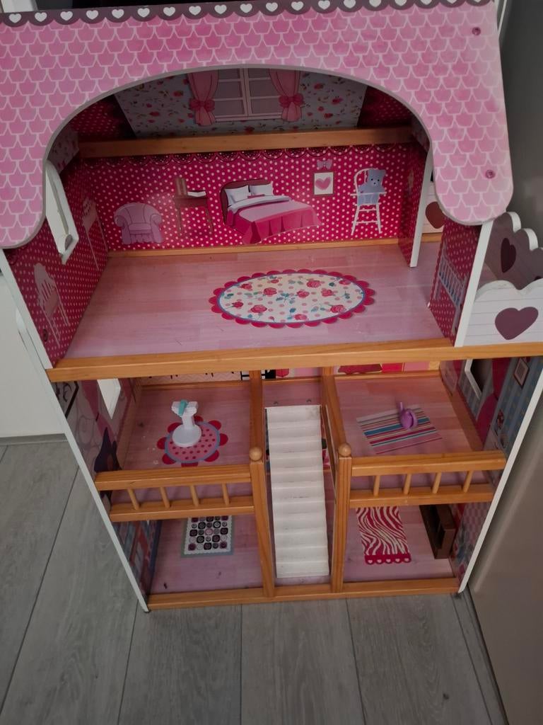 Poppenhuis  in prima staat, Ophalen, Zo goed als nieuw, Poppenhuis