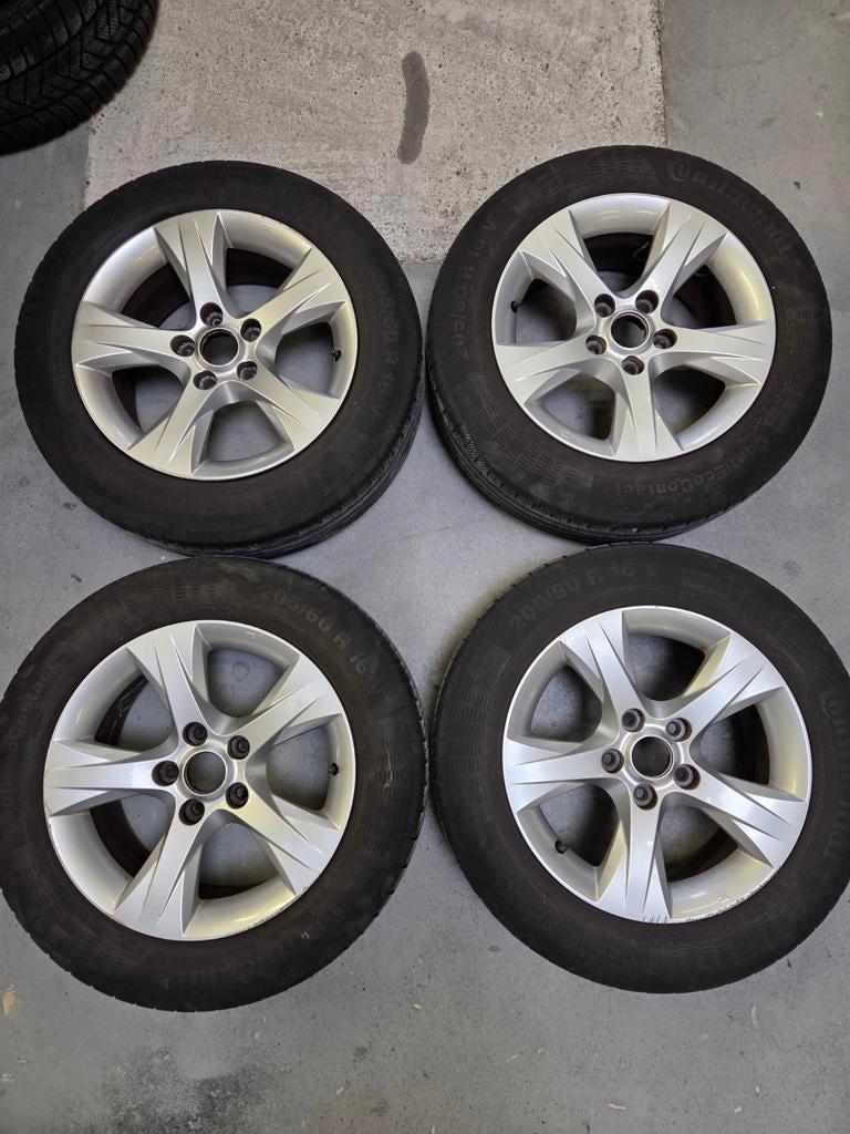 Hyundai velgen, Ophalen, Gebruikt, 16 inch, Banden en Velgen