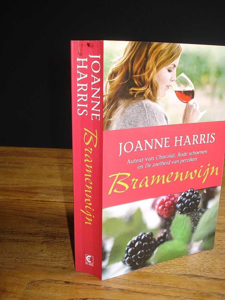 Boek (roman): Joanne Harris - Bramenwijn, Boeken, Gelezen, Ophalen of Verzenden, Joanne Harris, Amerika