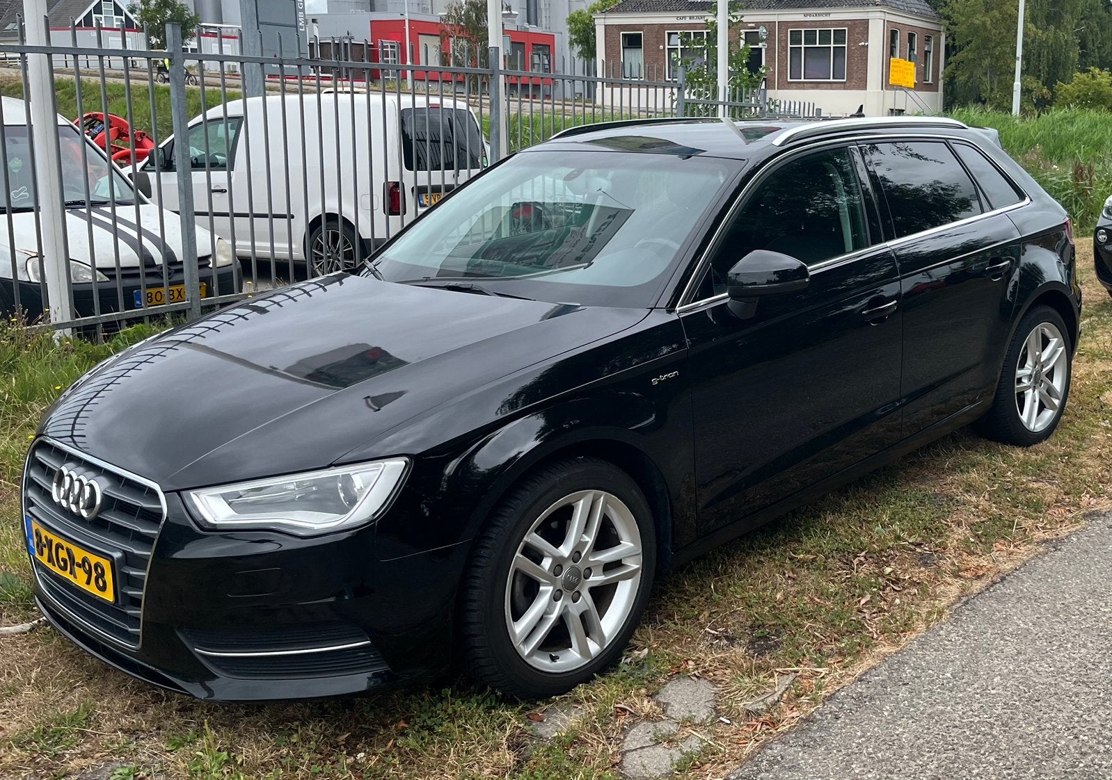 Audi A3 1.4TFSI G-tron 81KW SB S-tro 2014 Zwart, Auto's, 4 cilinders, Leder en Stof, Origineel Nederlands, 1395 cc