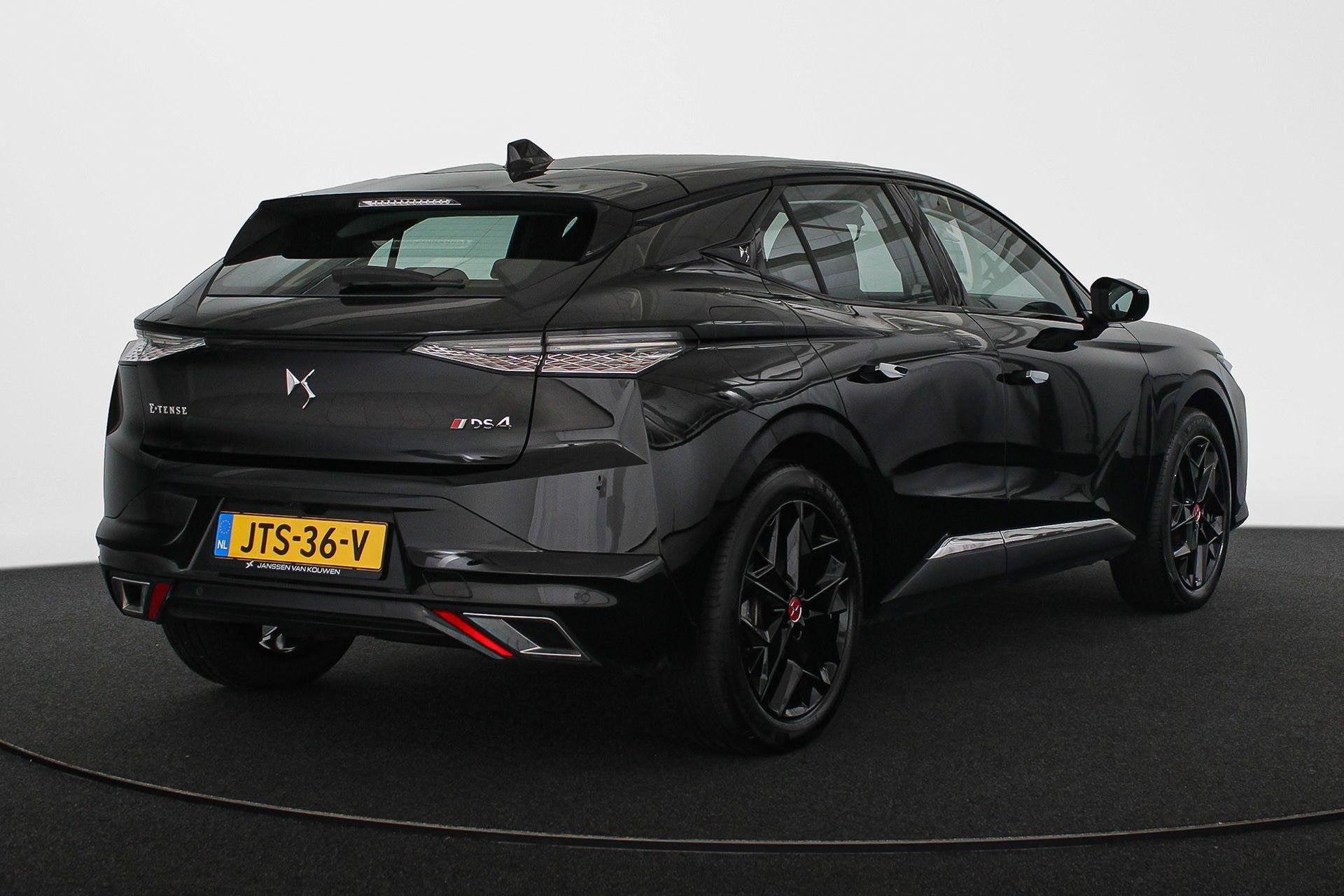 DS 4 E-Tense Performance Line SOH 98% Apple CarPlay Achterui, Auto's, DS, 77 km/l, Gebruikt, 4 cilinders, Zwart