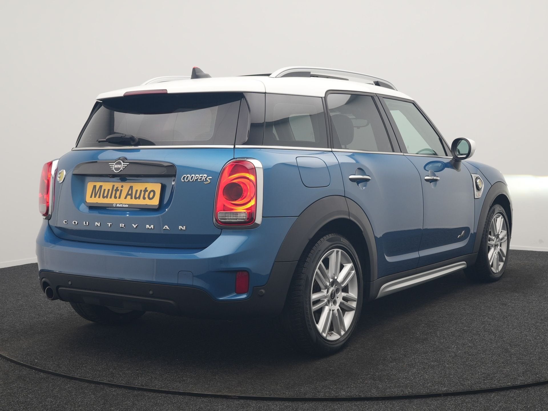 MINI Countryman 1.5 Cooper S E ALL4 Chili PHEV 220pk Dealer, Auto's, Mini, Automaat, Gebruikt, Beige, Blauw
