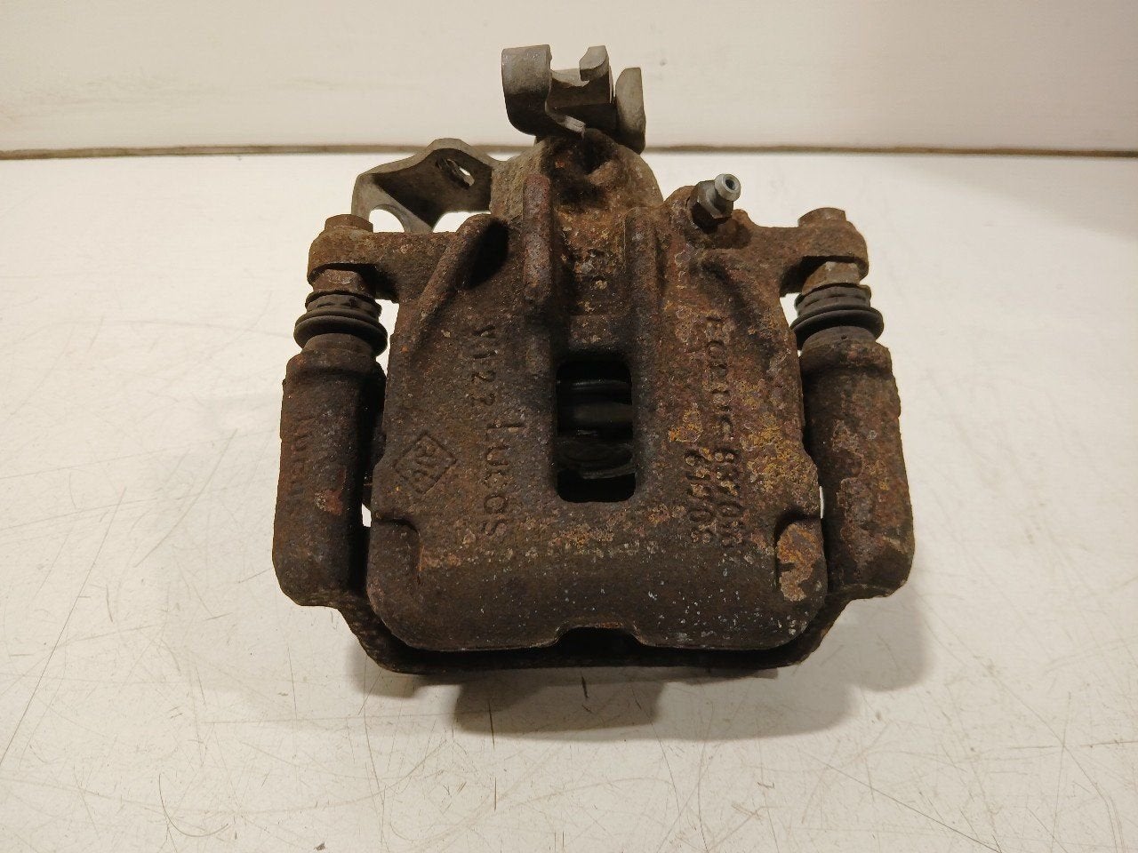 Remklauw links achter Renault Trafic, Onderdelen@venauto.nl, Van der Ven Autorecycling B.V., Gebruikt, Ettenseweg 76, 4706 PB Roosendaal, The Netherlands