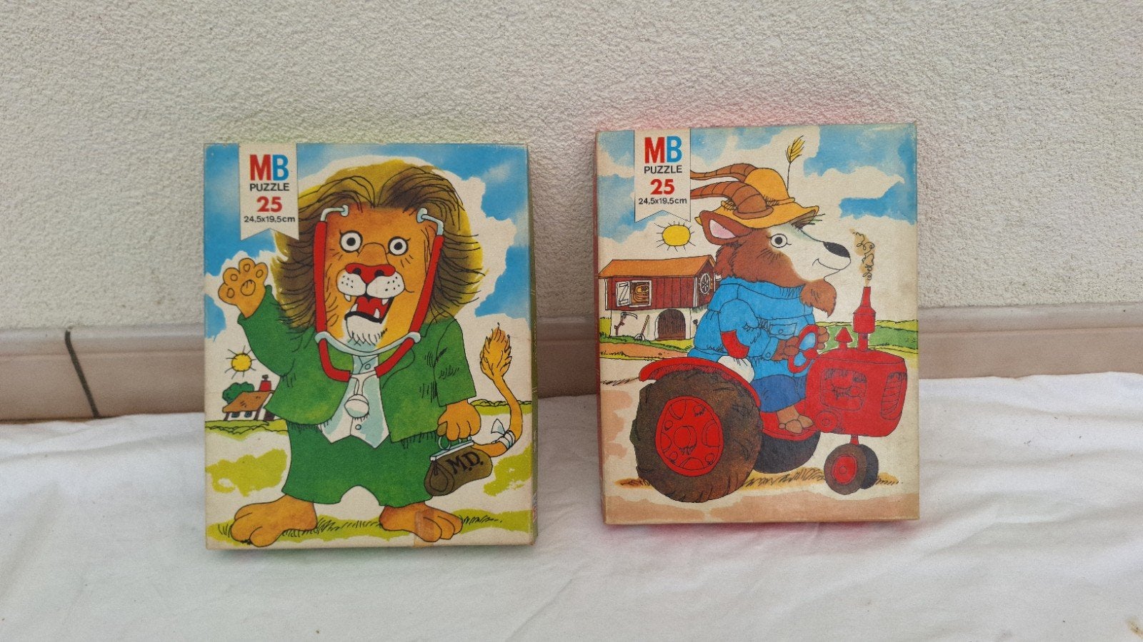 2 Vintage MB Puzzels Richard Scary - 25 stukjes, Ophalen of Verzenden, 10 tot 50 stukjes, Gebruikt, 2 tot 4 jaar