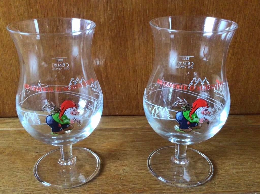 2 bierglazen van brasserie d’achouffe, Ophalen, Zo goed als nieuw, Bierglas