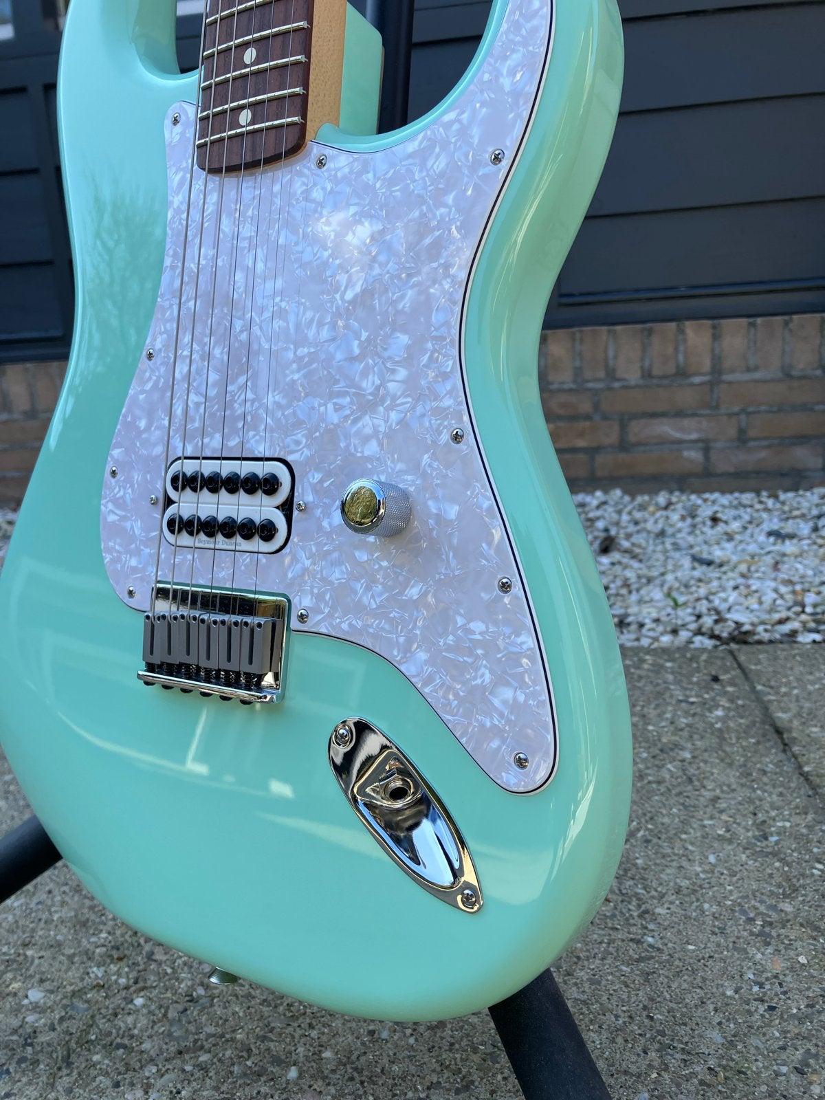 Fender Stratocaster Tom Delonge reissue- Zo goed als nieuw, Ophalen, Zo goed als nieuw, Solid body, Fender
