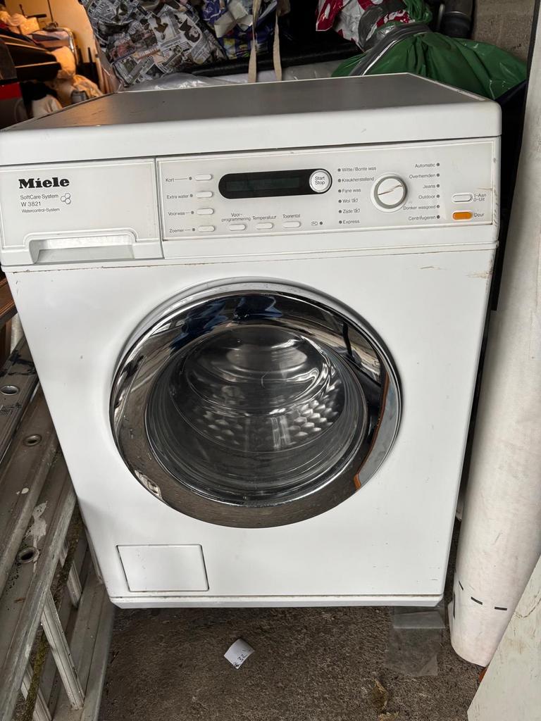 Miele W 3821 Volautomatische Wasmachine, Gebruikt, Ophalen of Verzenden, Voorlader, 85 tot 90 cm