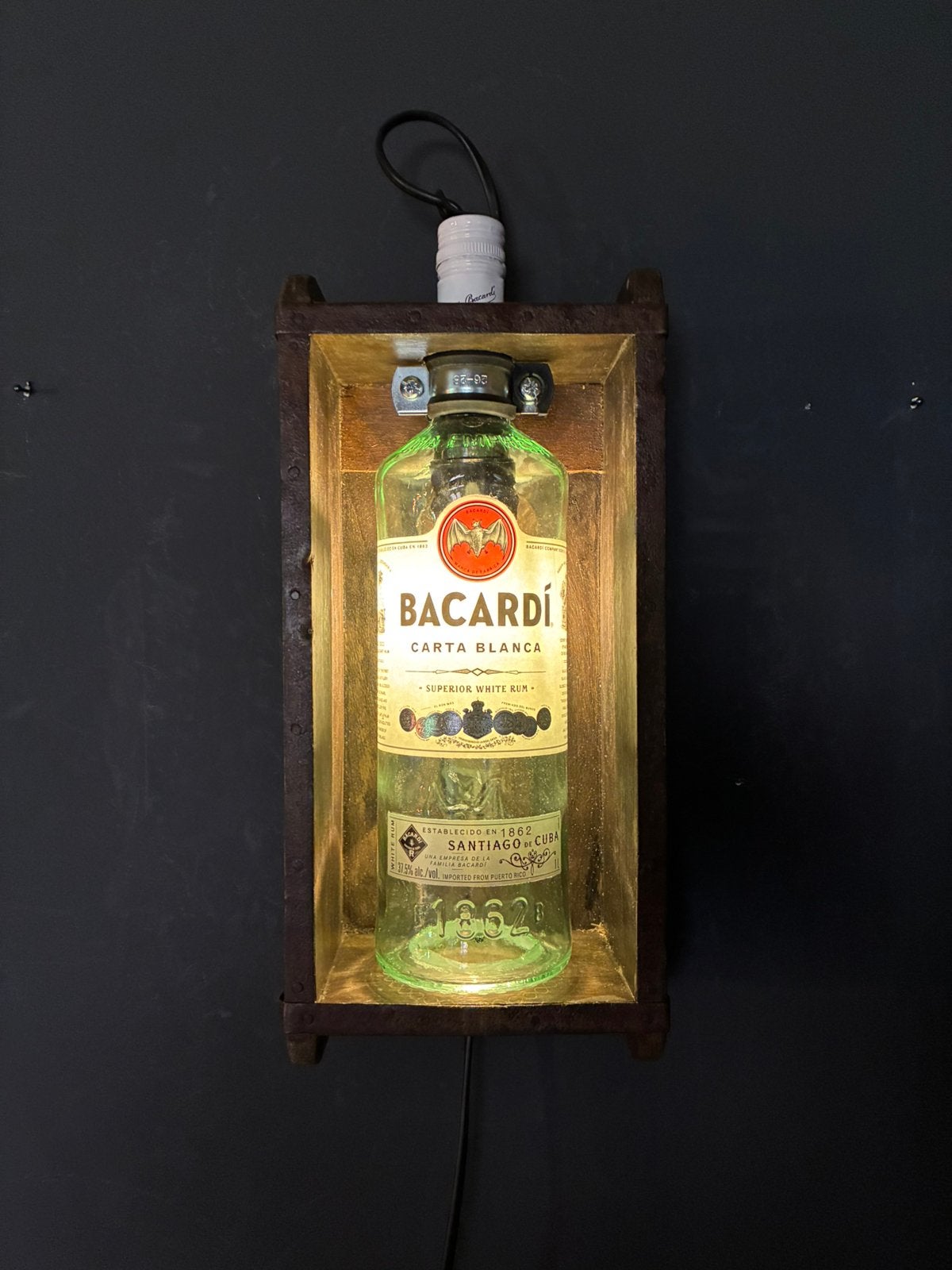 Bacardi Wandlamp in oude steenmal, Met schakelaar, Nieuw, Wandlamp, Glas