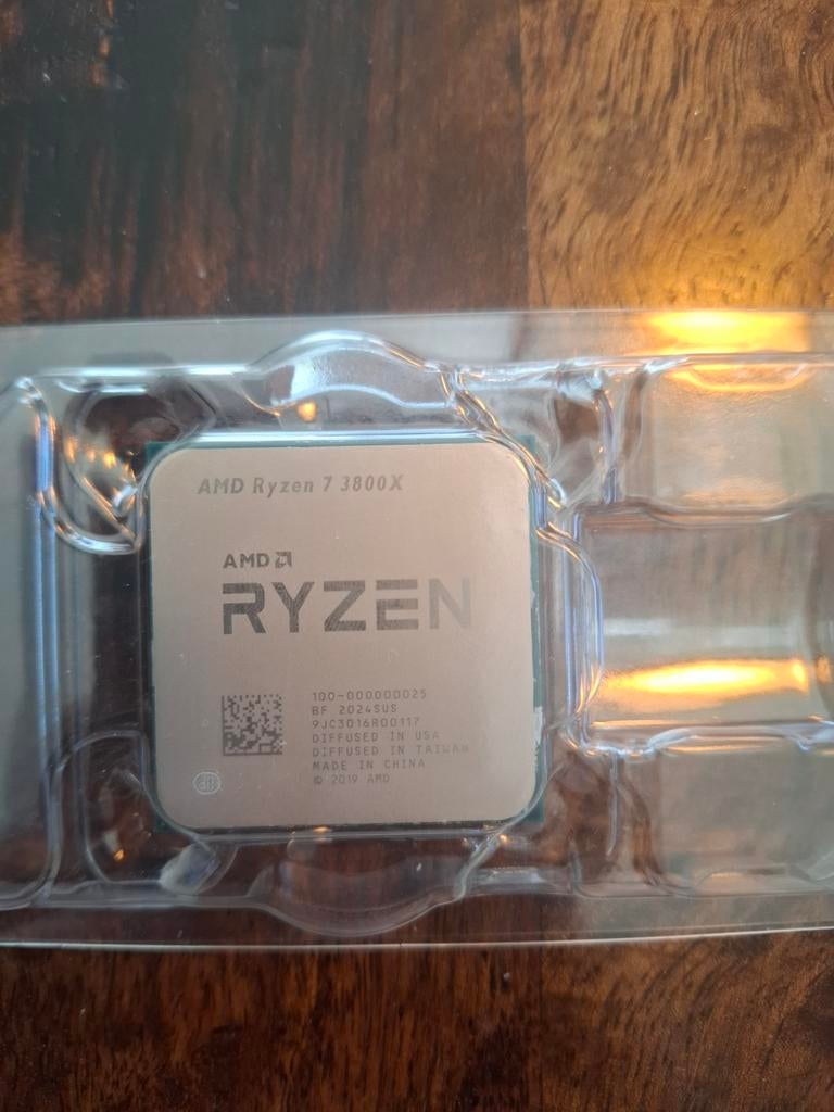 AMD Ryzen 7 3800X Processor - Rtx 3060, Computers en Software, Processors, AMD Ryzen 7 3800X, Nieuw, AM4, 3 tot 4 Ghz