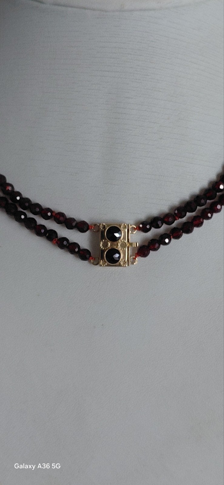 dubbel granaat  ketting, gouden slot,42 cmt, Sieraden, Tassen en Uiterlijk, Ophalen of Verzenden, Goud, Ketting
