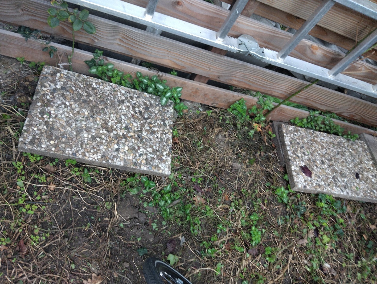 twee grinttegels, Tuin en Terras, Gebruikt, Ophalen of Verzenden, Minder dan 5 m², Grind