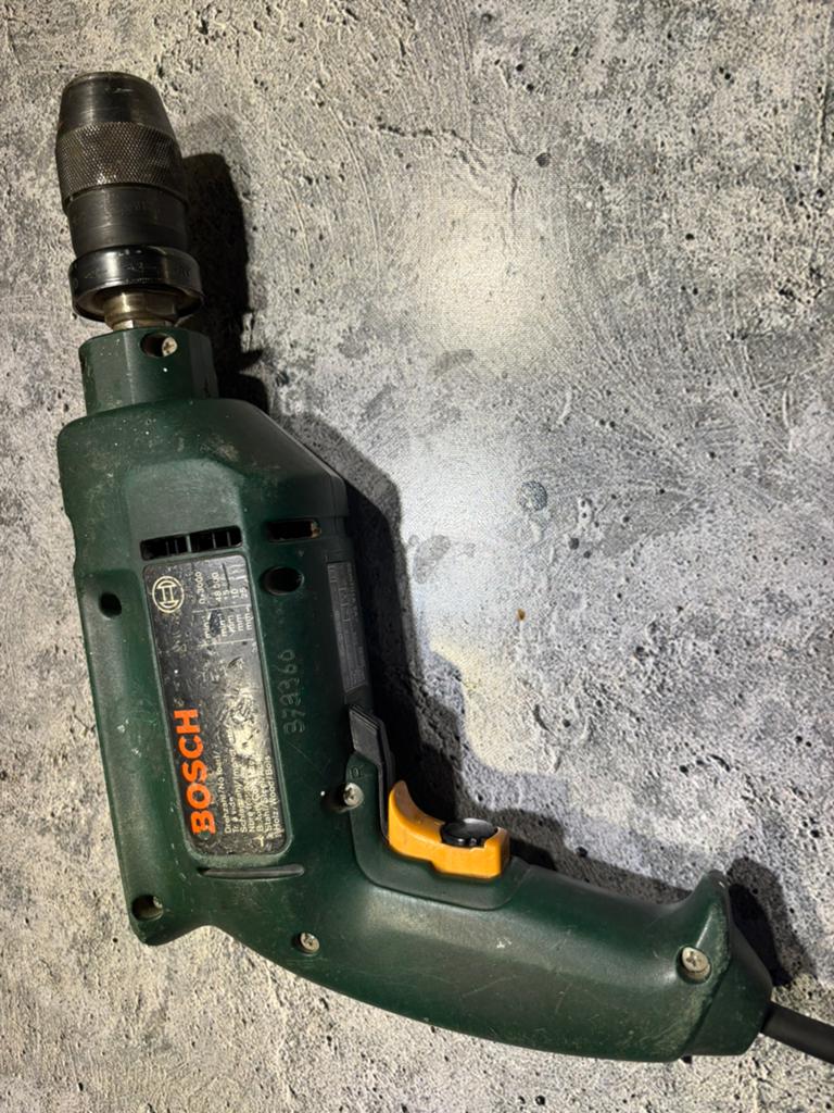 Bosch PSB 550 RE Klopboormachine - Gebruikt, Boormachine, Gebruikt, Ophalen of Verzenden, Klopboormechanisme