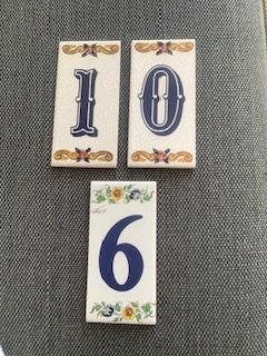 huisnummers decoratieve tegels met cijfers 6-1-0 Frankrijk, Huis en Inrichting, Ophalen, Nieuw