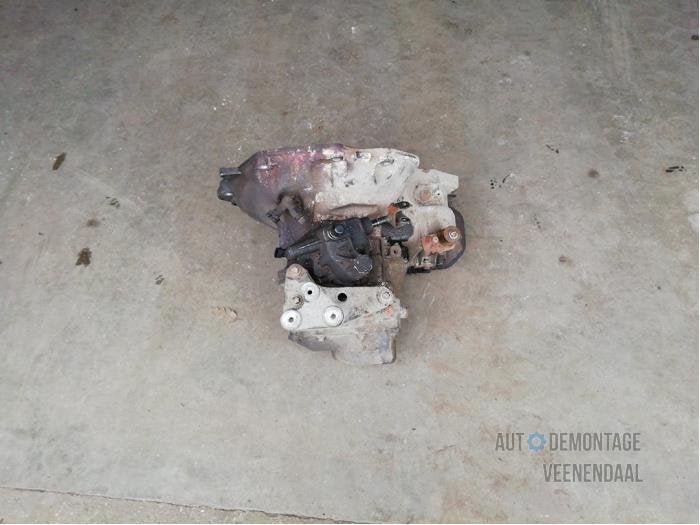Versnellingsbak van een Opel Astra, Gebruikt, -, -, Opel