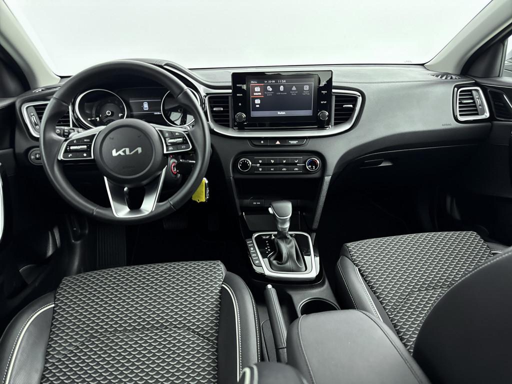Kia Ceed 1.5 T-GDi DynamicLine // DEALERONDERHOUDEN // PARKE, Gebruikt, 4 cilinders, 160 pk, Bedrijf