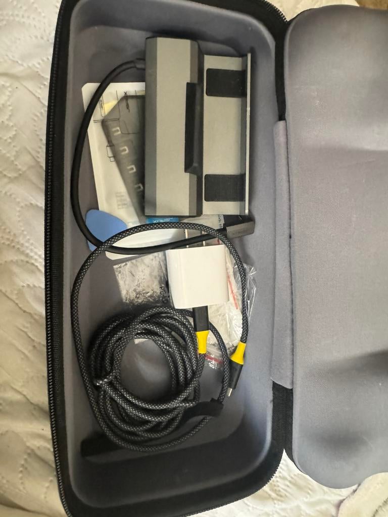 Steam Deck LCD 256GB + 512GB Samsung SD + JSAUX dock/case, Spelcomputers en Games, Spelcomputers | Overige, Ophalen of Verzenden