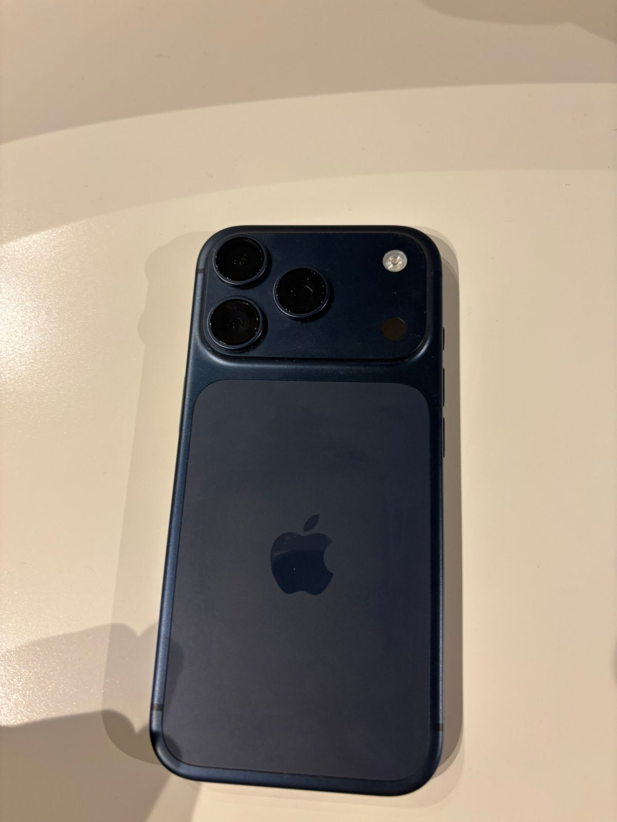 Iphone 17 Pro 256 GB BLAUW