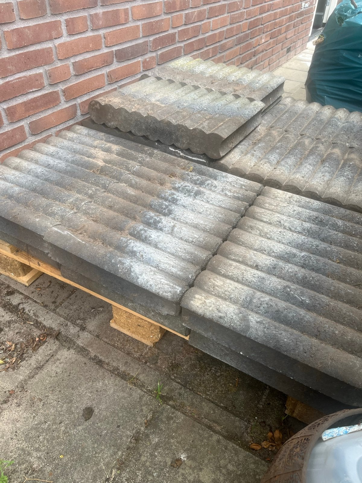 Gratis af te halen: 18 stuks tuinpalissade, Tuin en Terras, Ophalen, Gebruikt
