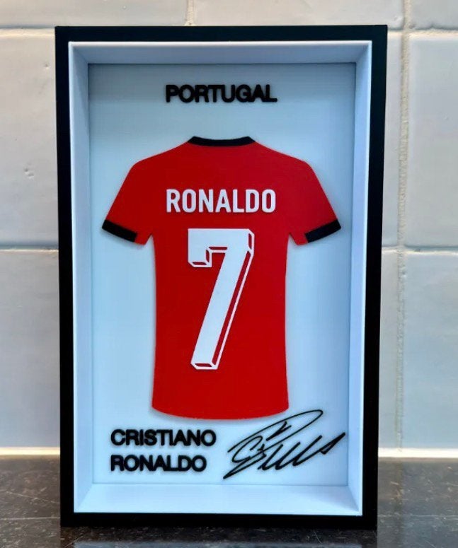 Cristiano Ronaldo Jersey Frame, Ophalen of Verzenden, Zo goed als nieuw, Lichtbak of (neon) lamp