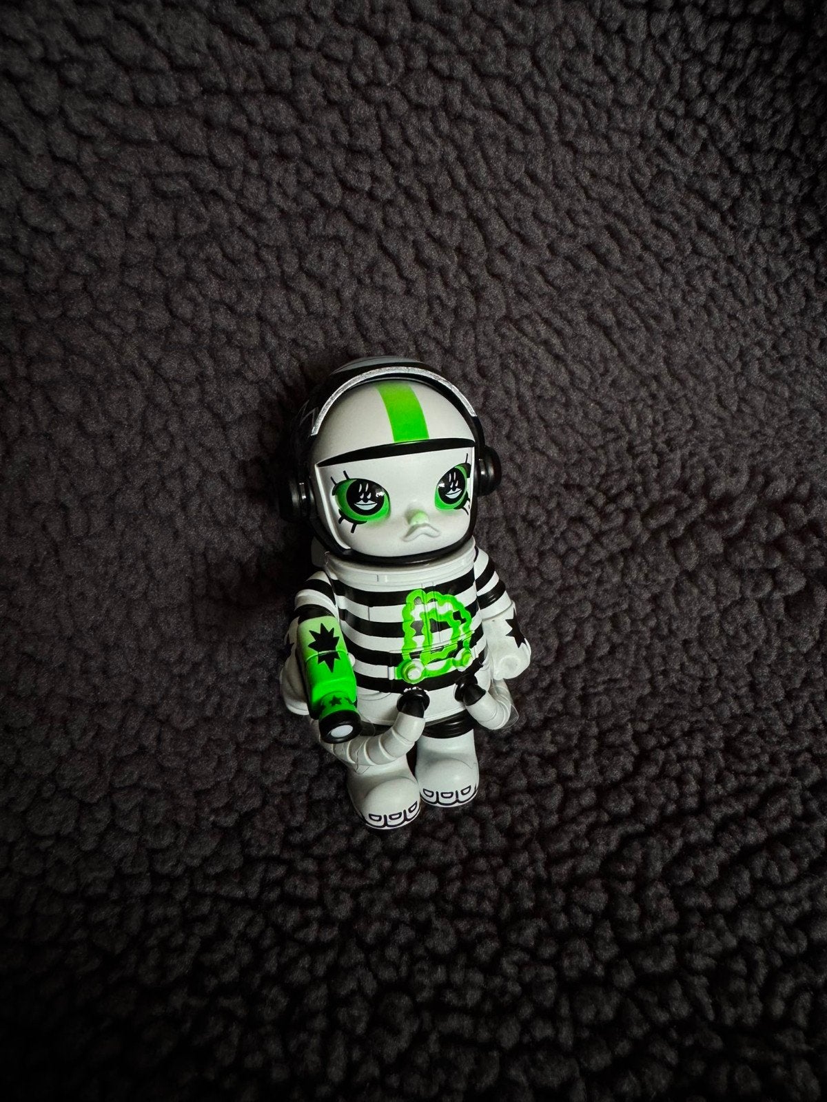 Popmart - Space Molly S4 - Lala Company Durian Man Figuur, Ophalen of Verzenden, Zo goed als nieuw