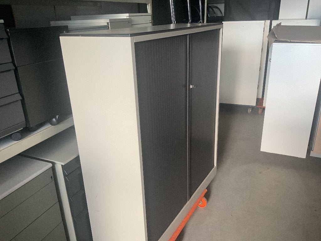 Ahrend roldeurkast, Ophalen, Gebruikt, 100 tot 150 cm, 100 tot 150 cm