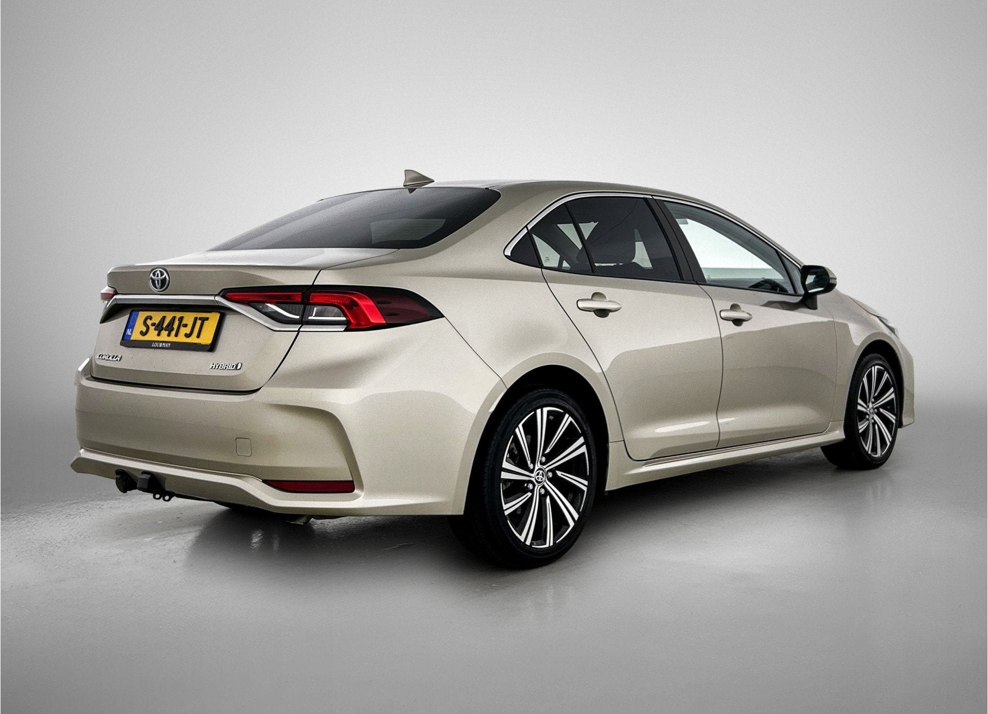Toyota Corolla 1.8 Hybrid Dynamic | Trekhaak afneembaar |, Auto's, Gebruikt, 4 cilinders, Corolla, Origineel Nederlands