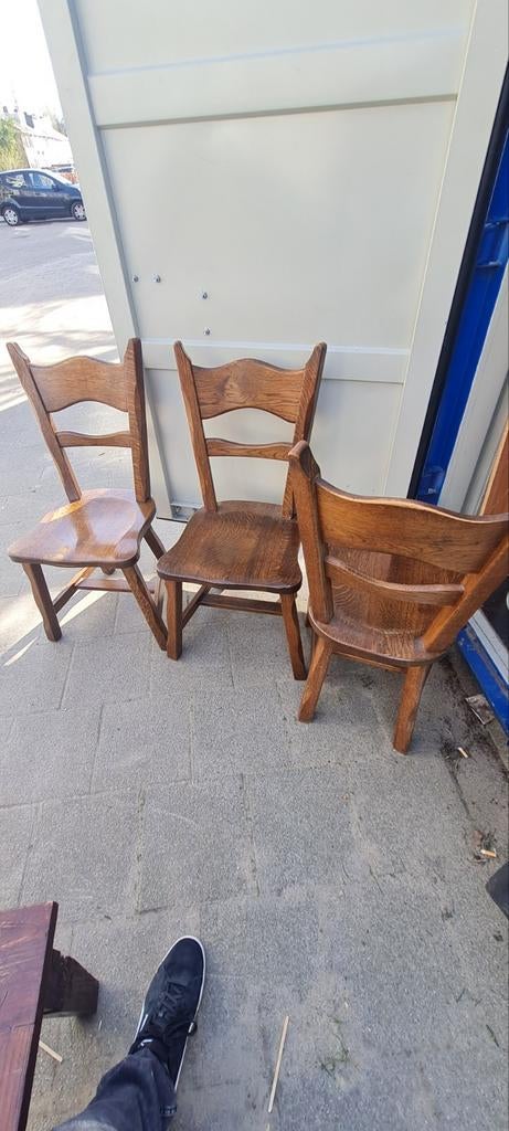3 Massief Eiken Stoelen - Oirschotse Meubelmakerijen, Ophalen