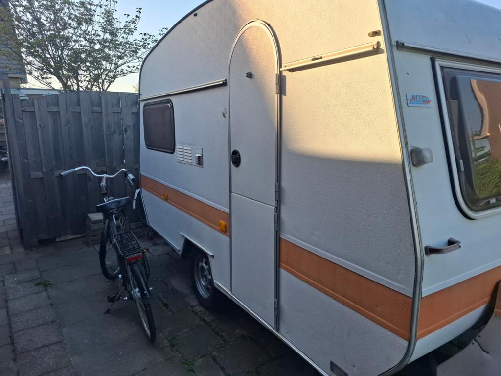 Wilk ci sport caravan, Ophalen
