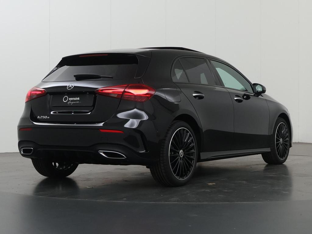 Mercedes-Benz A-Klasse 250e Business Solution AMG Apple Carp, Automatische klimaatregeling, 4 cilinders, Plug-in hybride, Bedrijf