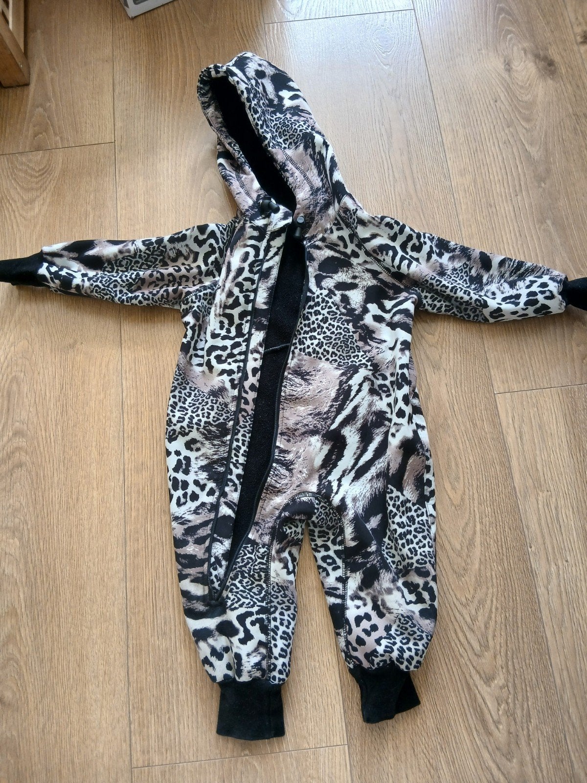 IELM softshellpak Maat 80, rits kapot, gratis ophalen, Kinderen en Baby's, Ophalen, Gebruikt, HELM, Jongetje of Meisje