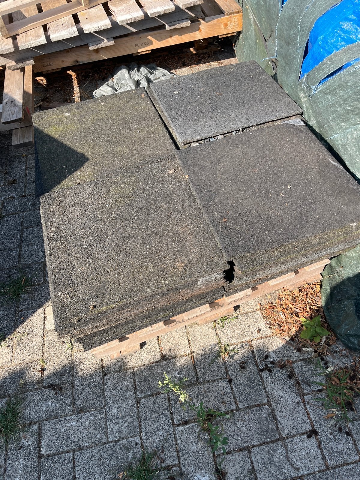 Gebruikte rubberen tegels voor terras of speelplaats, Ophalen, Gebruikt, Rubber, Minder dan 5 m²