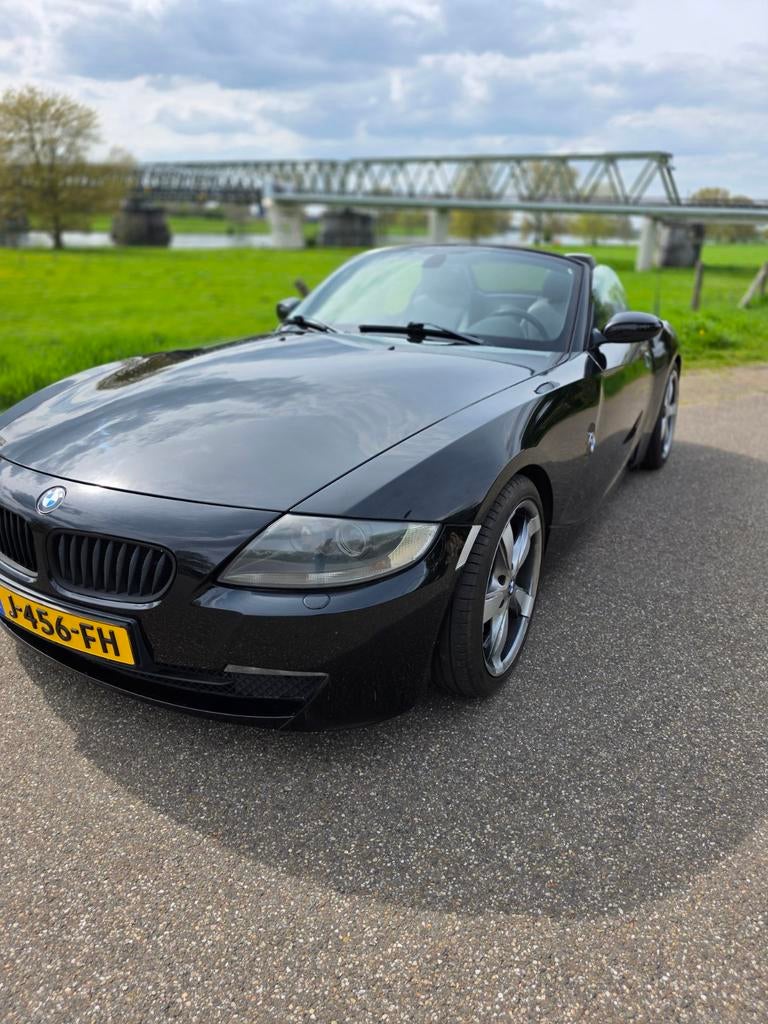 BMW Z4 2.5 cabrio 2008 Zwart 18inch Facelift, Auto's, BMW, Achterwielaandrijving, 2497 cc, Cabriolet, Zwart