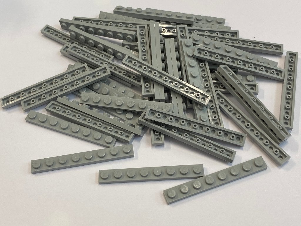 Partij 50x nieuwe 1x8 Lego plaatjes in diverse kleuren, Overige thema's, Lego, Nieuw, Ophalen of Verzenden