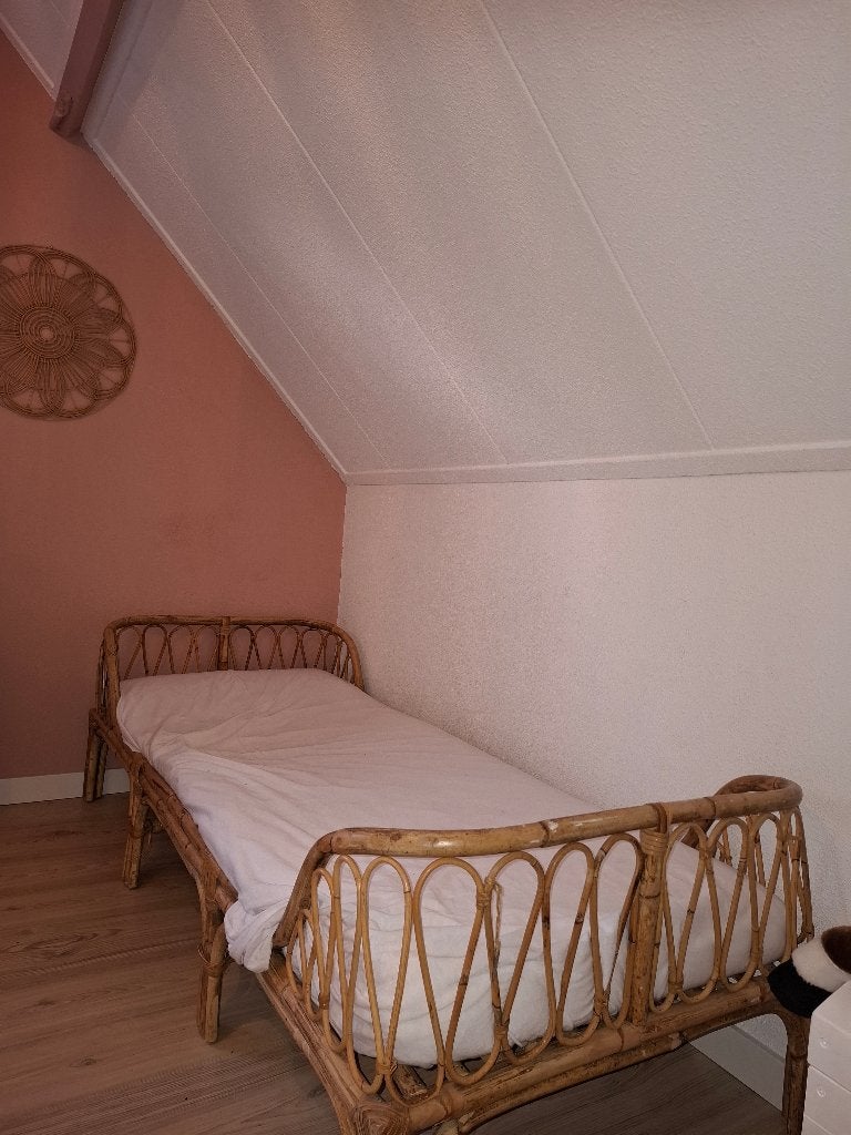 Rotan kinderbed, Ophalen of Verzenden, Zo goed als nieuw, 180 cm of meer, 70 tot 85 cm