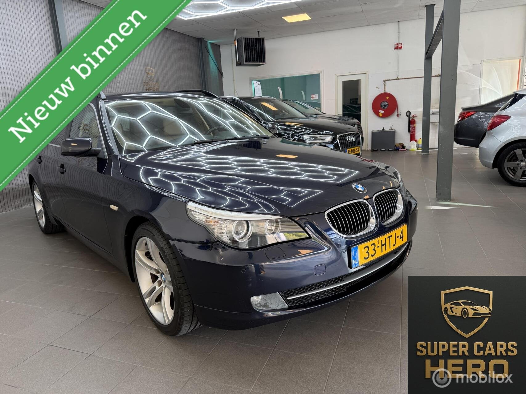 BMW 5-serie Touring 520i Corporate Lease Line Edition I, Automaat, Achterwielaandrijving, Beige, 4 cilinders