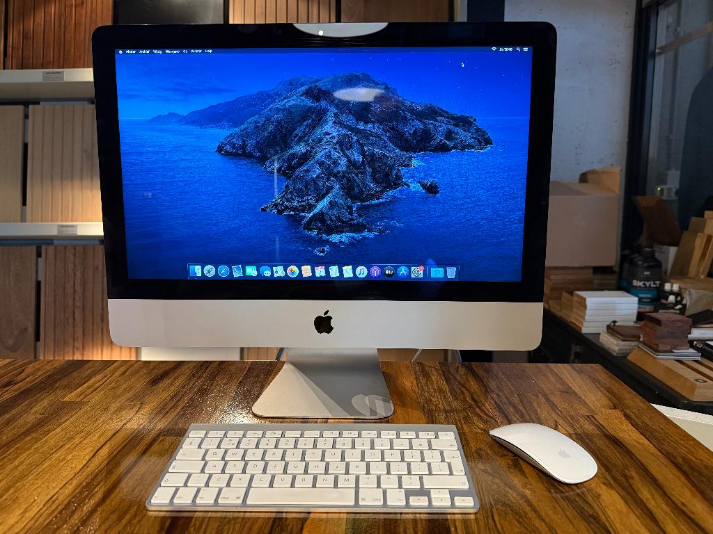 iMac - 21,5 inch - 2,7-GHz - 1TB - 8gb - 2 stuks beschikbaar, Ophalen, 2 tot 3 Ghz, Apple, IMac