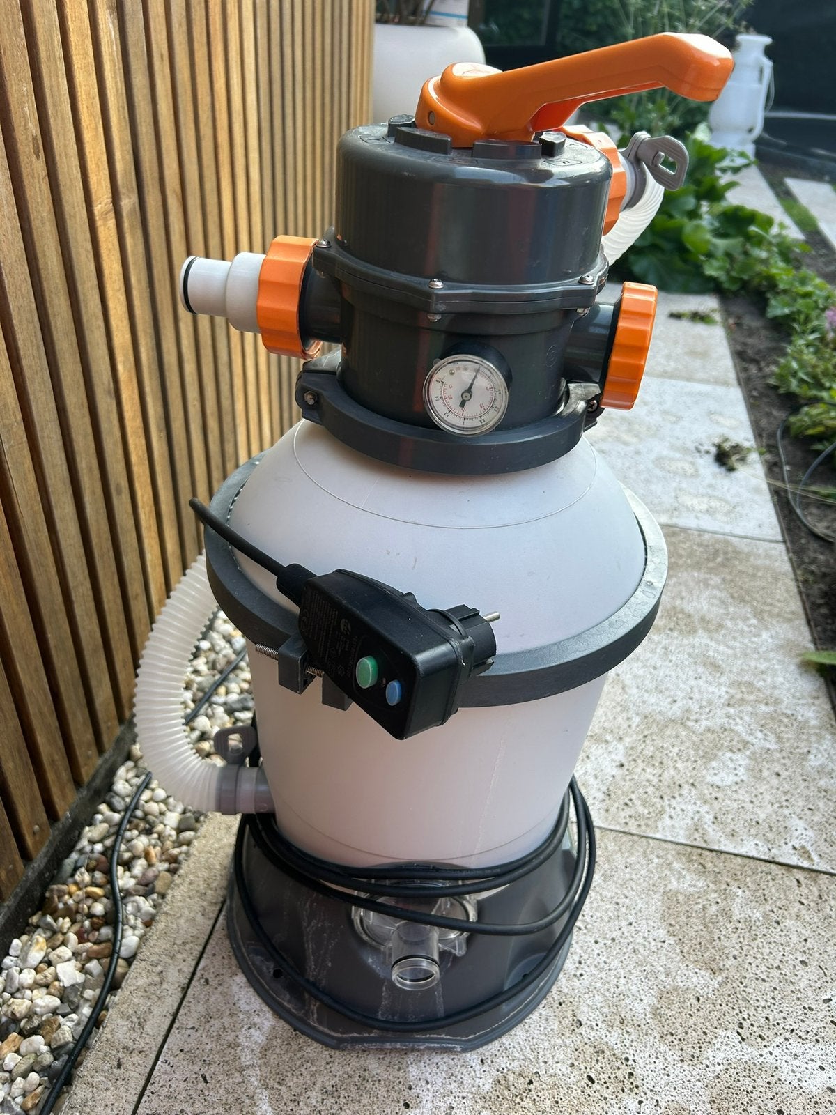 Gratis; Zwembadpomp zandfilter, Ophalen, Gebruikt, Zwembadpomp