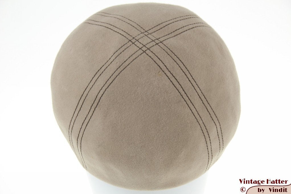 Vintage Pet-achtige dameshoed Tonak beige vilt 55 = S tot XS, 55 cm (S, 6⅞ inch) of minder, Ophalen of Verzenden, Pet, Tonak