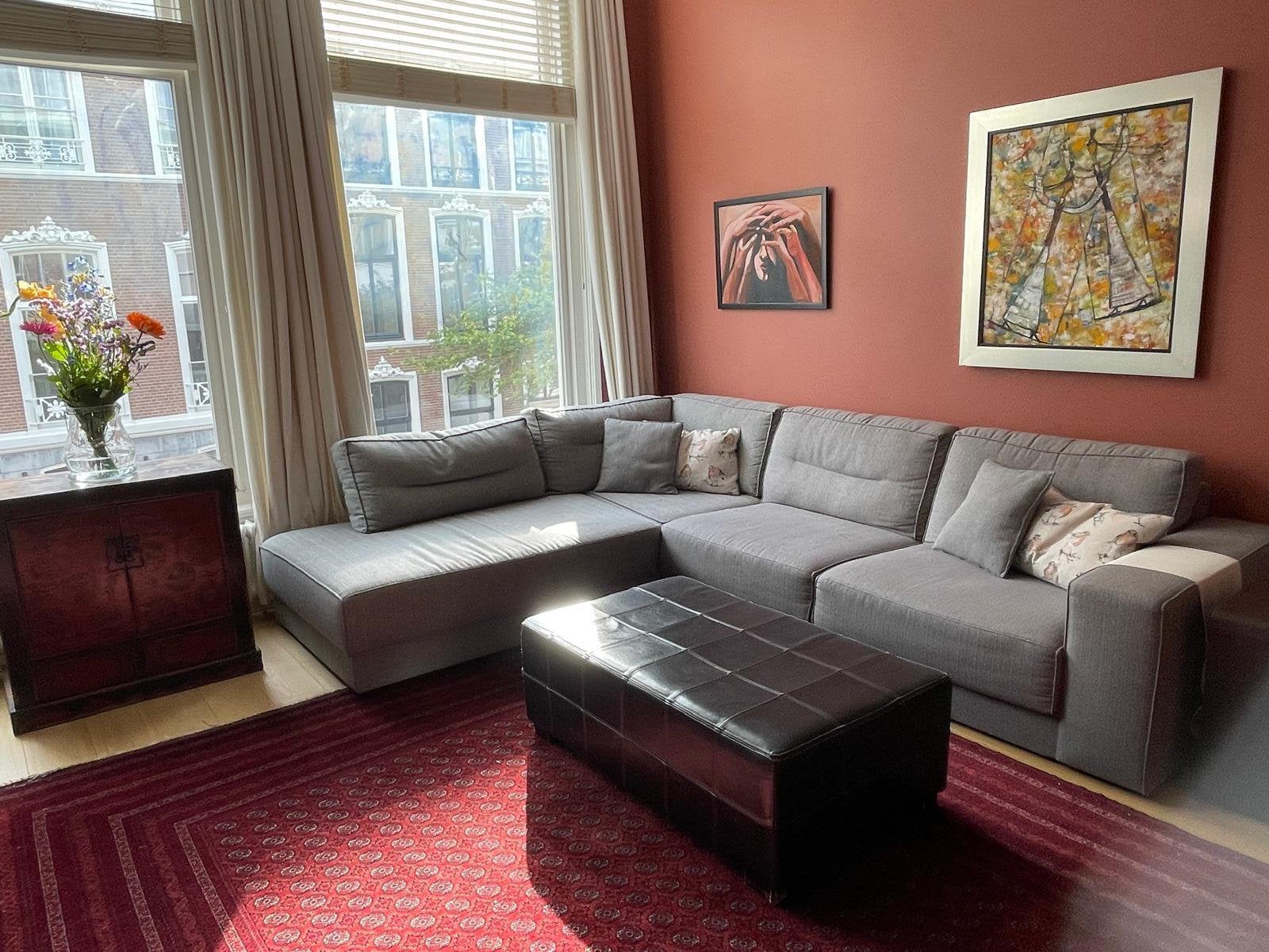Grey Melchior L-Shaped Sofa, Ophalen, Zo goed als nieuw
