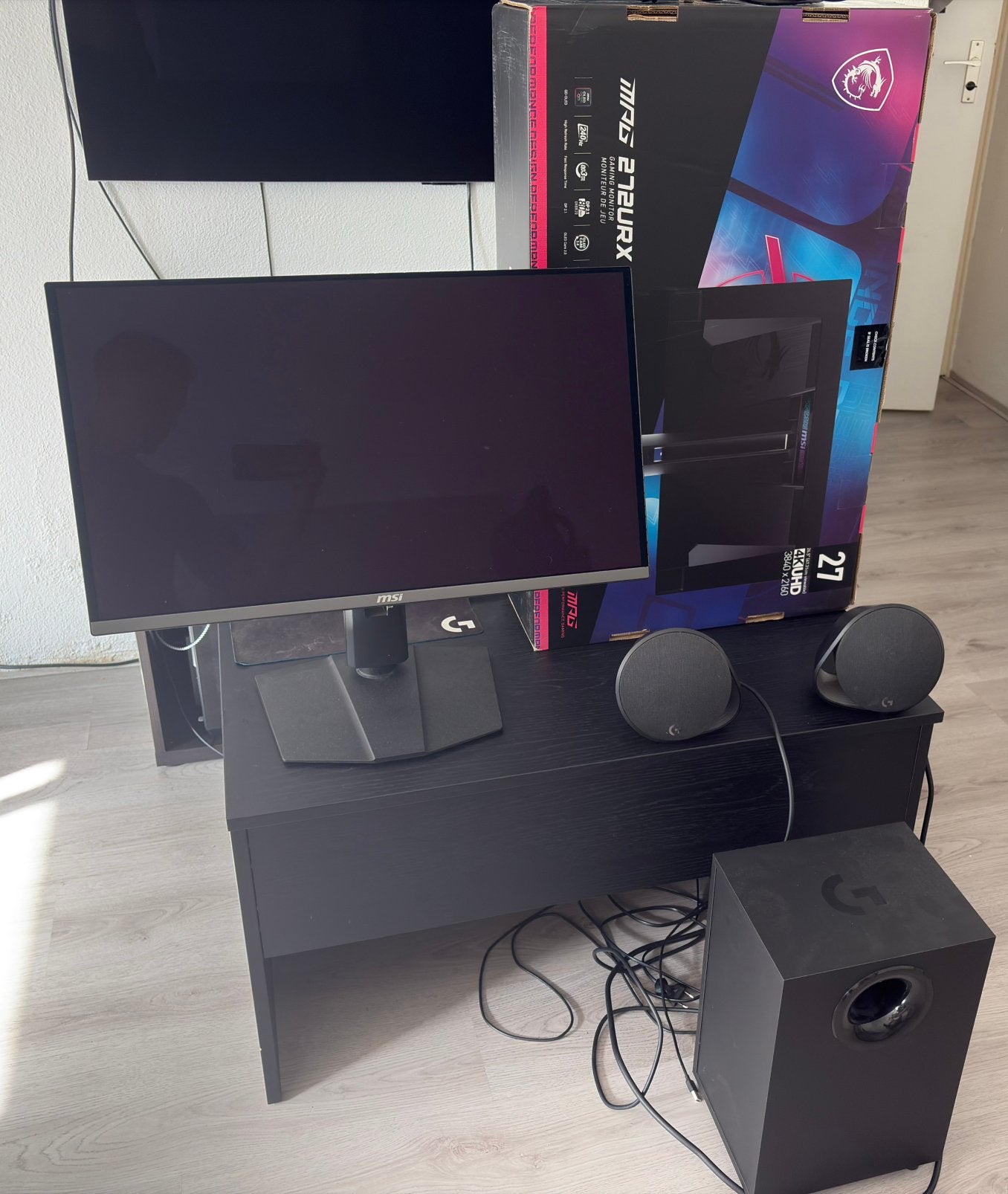 MPG 272 URX QD-OLED : lees de beschrijving!, In hoogte verstelbaar, Minder dan 1 ms, 201 Hz of meer, 27 INCH