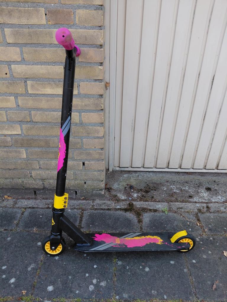 Stuntstep - Perfect voor tricks en plezier!, Fietsen en Brommers, Ophalen, Gebruikt, Overige typen, Black dragon stunt step