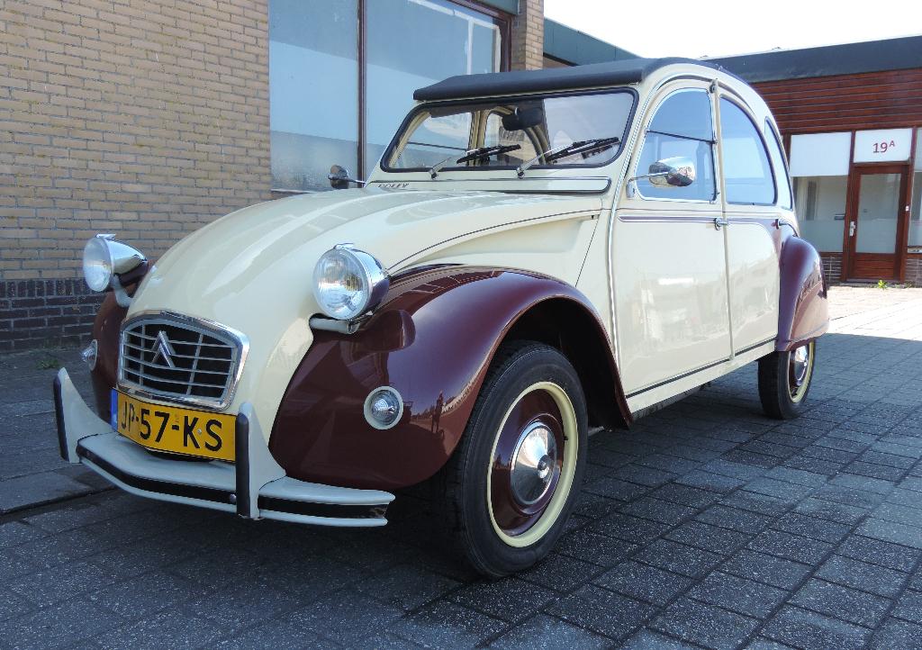 CITROEN 2CV DOLLY  in showroom conditie., Voorwielaandrijving, Stof, 2CV, 29 pk