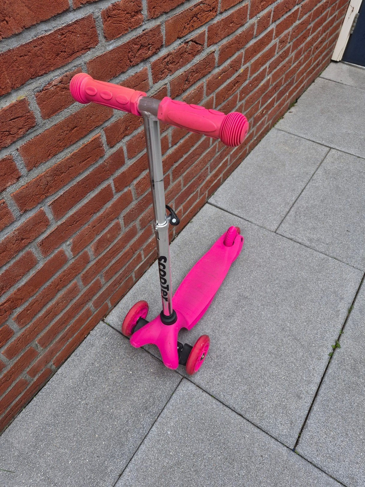 Roze kinderstep 3 wielen, Fietsen en Brommers, Steps, Ophalen, Gebruikt, Gewone step