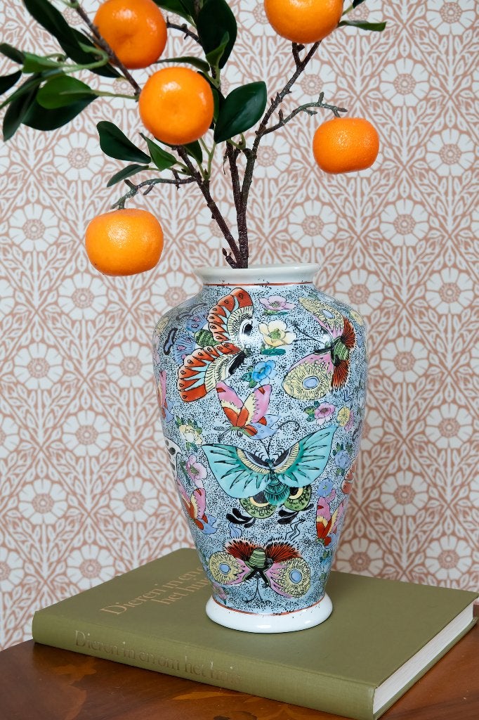Vintage unieke Chinese vaas vlinders bloemen, Antiek en Kunst, Ophalen of Verzenden
